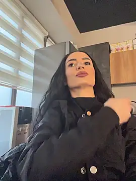 FeetVibe online show from December 18, 7:35 am