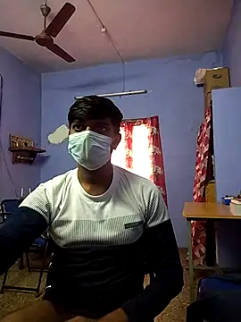 Snapshot of Tamilandteluguboy14 chatting on December 5, 10:25 am Tamilandteluguboy14 online show from December 5, 10:25 am