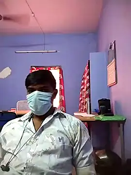 Snapshot of Tamilandteluguboy14 chatting on January 7, 5:33 am Tamilandteluguboy14 online show from January 7, 5:33 am