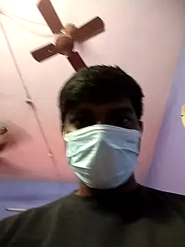 Snapshot of Tamilandteluguboy14 chatting on February 18, 10:38 am Tamilandteluguboy14 online show from February 18, 10:38 am