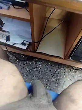 Snapshot of Tamilandteluguboy14 chatting on November 28, 1:00 pm Tamilandteluguboy14 online show from November 28, 1:00 pm