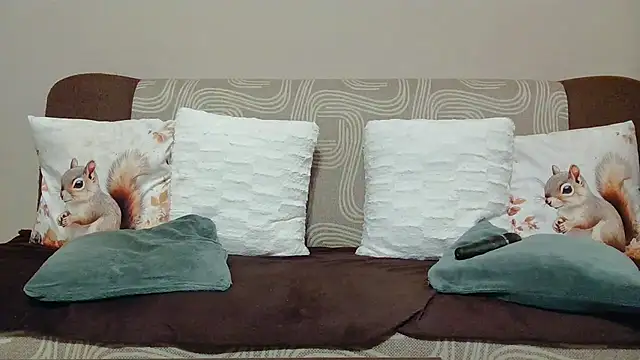 Snapshot of spellbaby chatting on November 16, 5:50 pm spellbaby online show from November 16, 5:50 pm