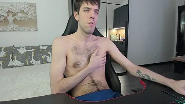 White Dylan online show from April 5, 12:23 pm