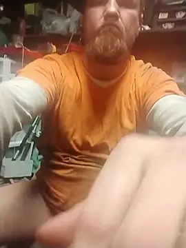 hornygiltz92 online show from January 13, 1:42 am