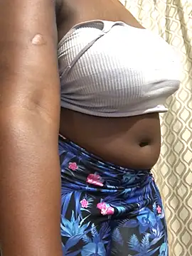 Snapshot of AceQween22 chatting on January 25, 5:40 pm AceQween22 online show from January 25, 5:40 pm