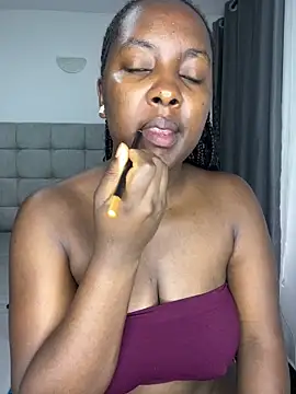 Snapshot of prettiepearl chatting on September 23, 5:58 am prettiepearl online show from September 23, 5:58 am
