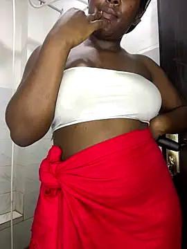 prettiepearl online show from October 31, 1:13 am