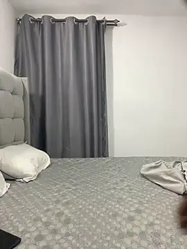 prettiepearl online show from February 15, 12:22 am