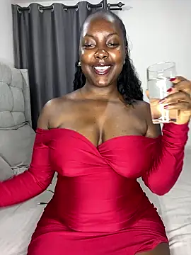 prettiepearl online show from January 11, 8:16 pm