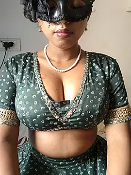 sandy naughty online show from September 24, 8:43 am