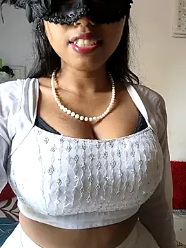 Snapshot of sandy_naughty chatting on November 16, 8:41 am sandy naughty online show from November 16, 8:41 am