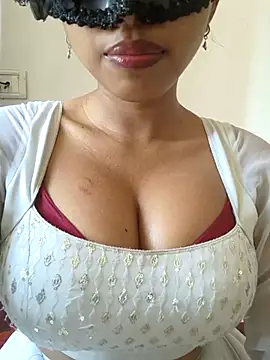 sandy naughty online show from March 5, 8:32 am