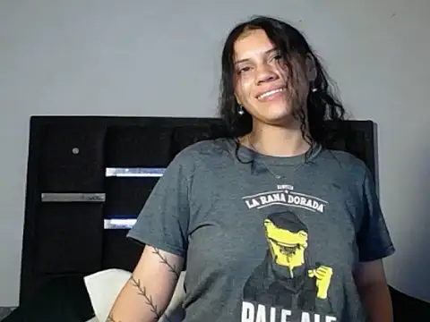 Snapshot of realshy-Stepsis chatting on May 21, 2:36 pm realshy-Stepsis online show from May 21, 2:36 pm