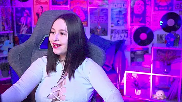 SerenaFerrera online show from January 8, 8:50 pm