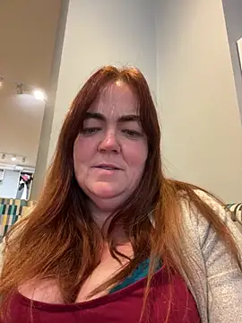 curvy-milf-abbie online show from December 5, 1:21 pm