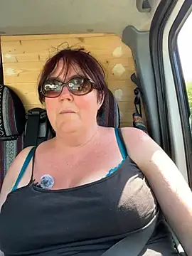 curvy-milf-abbie online show from June 23, 2:26 pm