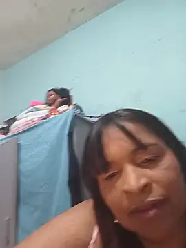Snapshot of _violetta_- chatting on July 18, 1:25 am violetta - online show from July 18, 1:25 am