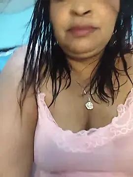Snapshot of _violetta_- chatting on June 30, 11:38 pm violetta - online show from June 30, 11:38 pm