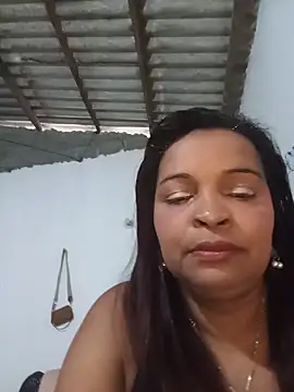 Snapshot of _violetta_- chatting on June 5, 11:16 am violetta - online show from June 5, 11:16 am
