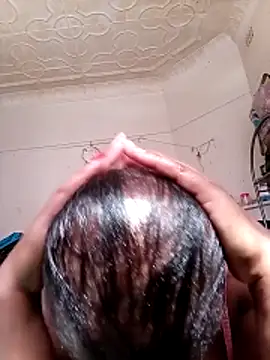 Snapshot of Sexyebonyxxx87 chatting on February 11, 7:52 am Sexyebonyxxx87 online show from February 11, 7:52 am