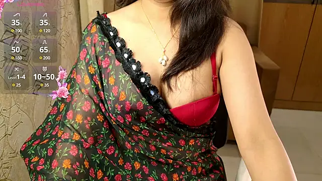 Snapshot of Punjabi_Queen1 chatting on February 28, 9:47 am Punjabi Queen1 online show from February 28, 9:47 am