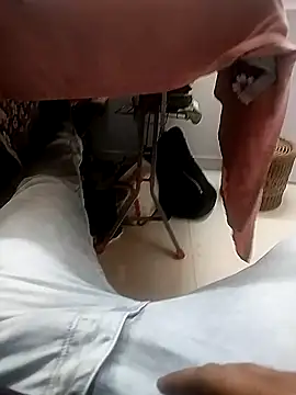 Snapshot of Vinay-kumar89 chatting on October 24, 10:25 am Vinay-kumar89 online show from October 24, 10:25 am