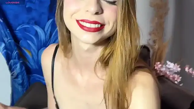 RuivaRaposinha online show from December 18, 8:34 pm