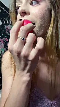 RuivaRaposinha online show from November 5, 9:51 pm