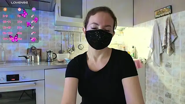 MilfeaN online show from April 3, 7:59 am