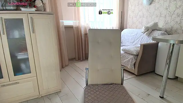 MilfeaN online show from February 19, 9:39 am