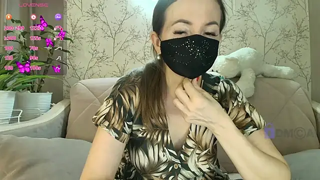 MilfeaN online show from May 24, 8:53 pm