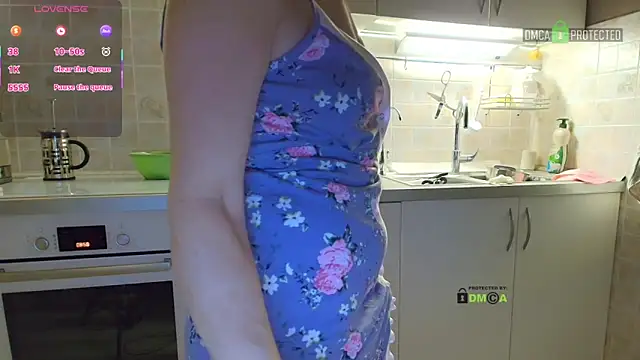 MilfeaN online show from November 29, 6:02 am