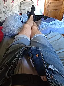 Azerty0911 online show from May 25, 8:46 am