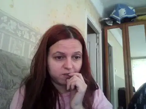 Snapshot of CatMelissa chatting on March 3, 10:06 am CatMelissa online show from March 3, 10:06 am