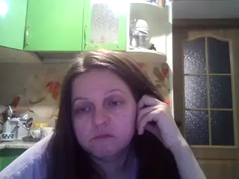 Snapshot of CatMelissa chatting on December 13, 10:02 pm CatMelissa online show from December 13, 10:02 pm