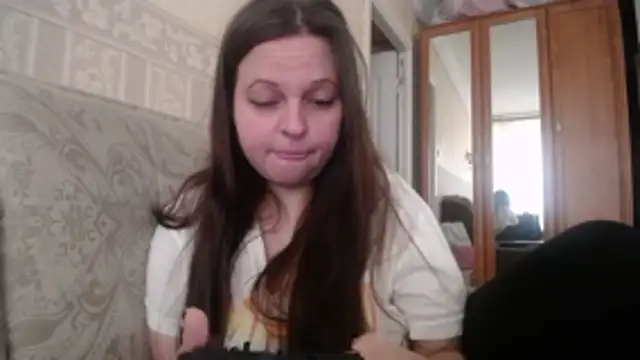 CatMelissa online show from April 30, 9:49 am
