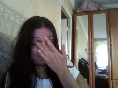Snapshot of CatMelissa chatting on October 3, 10:50 am CatMelissa online show from October 3, 10:50 am