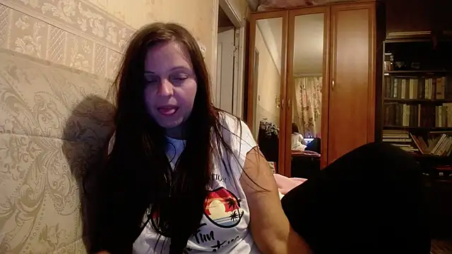 Snapshot of CatMelissa chatting on October 1, 9:40 pm CatMelissa online show from October 1, 9:40 pm