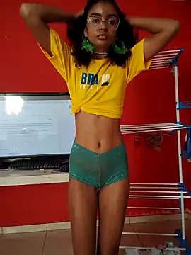 Snapshot of Emanuelle_manu chatting on June 16, 2:17 pm Emanuelle manu online show from June 16, 2:17 pm