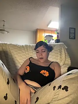 ladylavish online show from February 26, 5:07 am