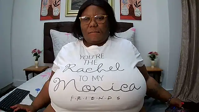 DAIRYBELLELIZxx online show from May 27, 9:22 pm