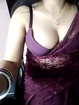 Snapshot of karishma chatting on March 9, 8:31 pm karishma online show from March 9, 8:31 pm