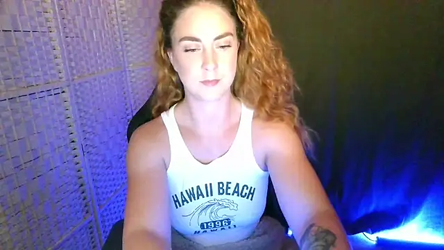 KayleyxEmily online show from January 14, 9:18 pm