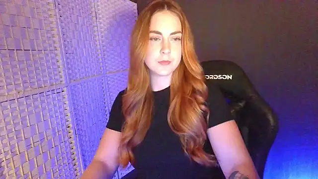 KayleyxEmily online show from February 21, 9:06 pm