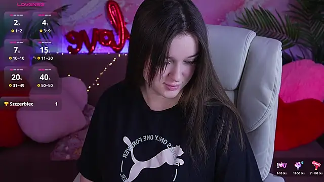 DonnaLustt online show from February 20, 6:48 am