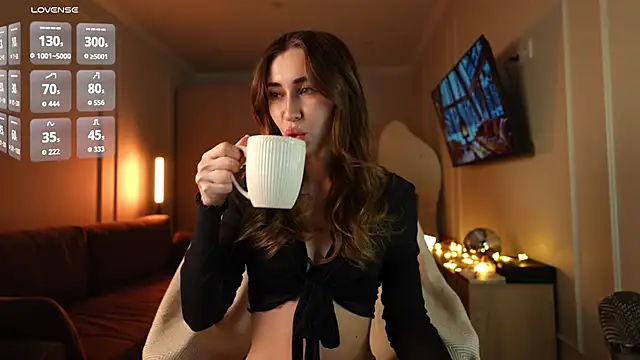 Coconutkittyy online show from February 23, 5:46 pm