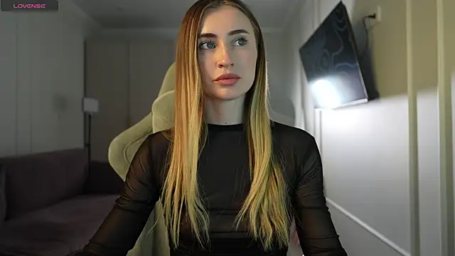 Coconutkittyy online show from October 23, 5:11 pm