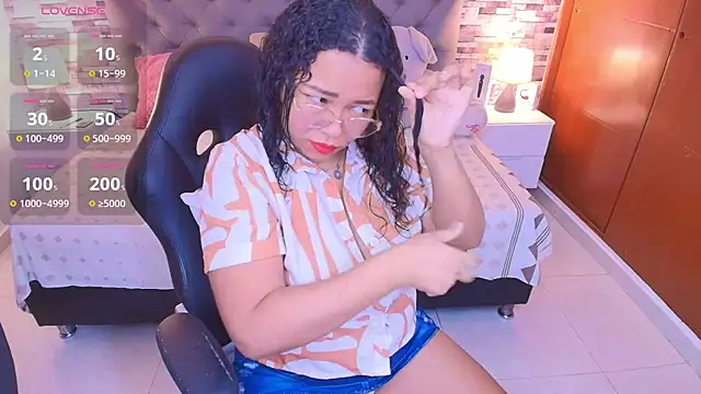 Snapshot of italy___boobs chatting on November 20, 12:06 pm italy boobs online show from November 20, 12:06 pm