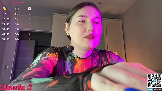 Maria Bowie online show from February 8, 8:23 am