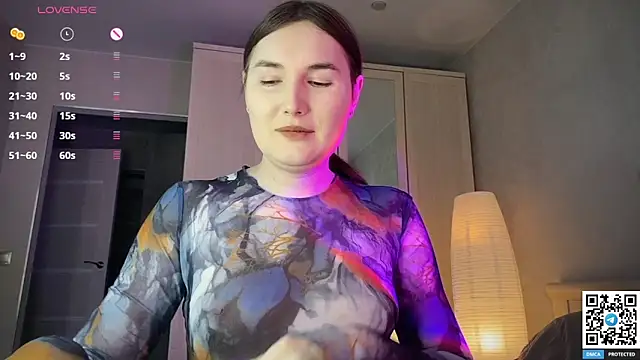 Maria Bowie online show from February 14, 7:41 am